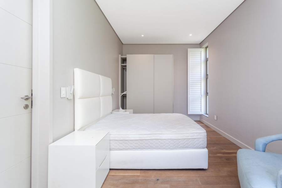 To Let 4 Bedroom Property for Rent in Camps Bay Western Cape